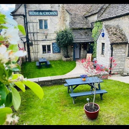 The Rose & Crown Farmhouse Kitchen Nympsfield Exterior photo