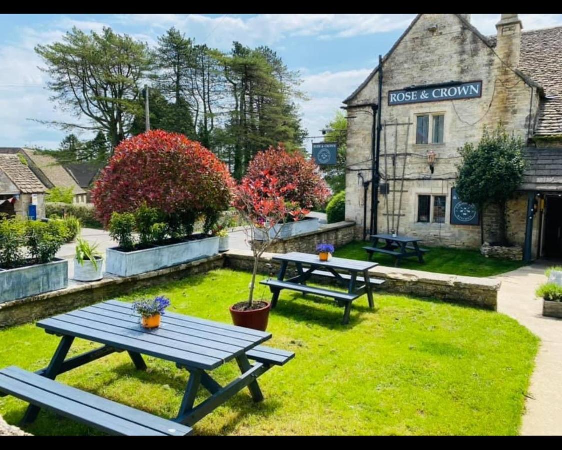 The Rose & Crown Farmhouse Kitchen Nympsfield Exterior photo